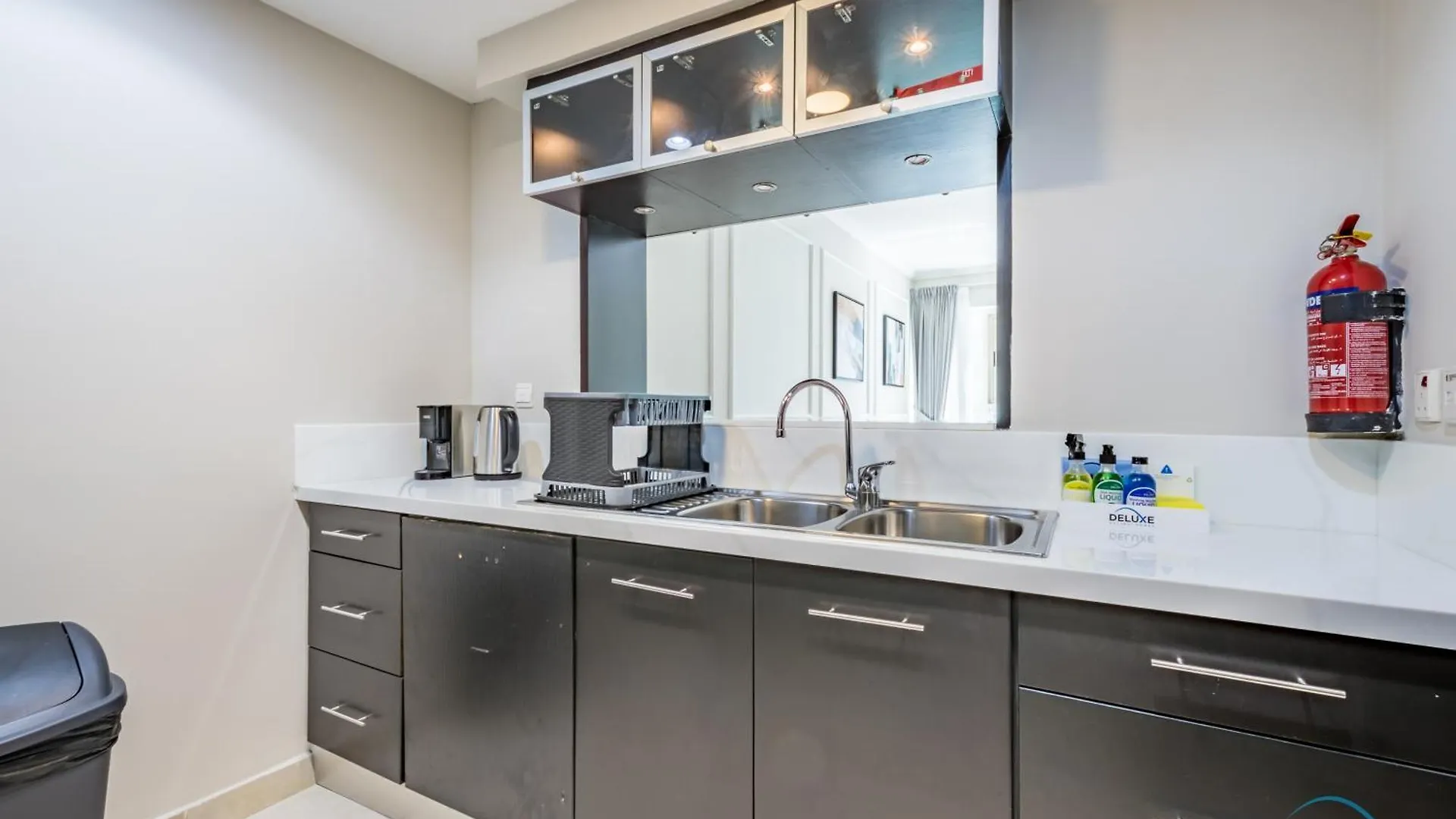 Апартаменты Inviting 1Br In Marina Quay West, Dubai Marina By Deluxe Holiday Homes ОАЭ