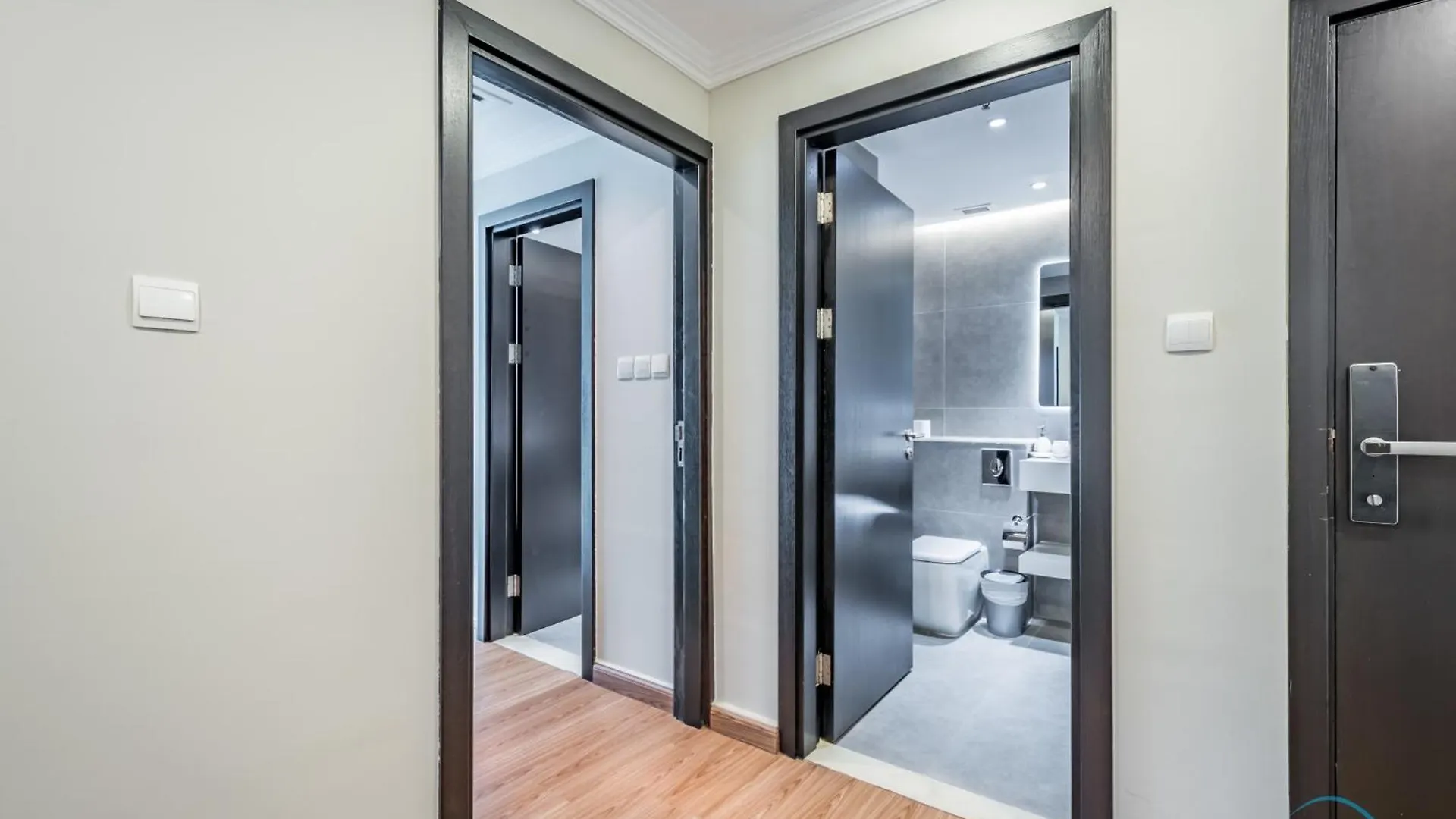 Апартаменты Inviting 1Br In Marina Quay West, Dubai Marina By Deluxe Holiday Homes